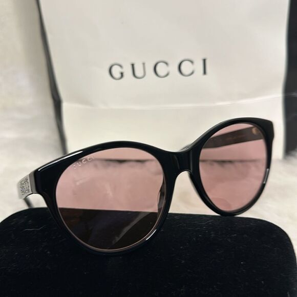 ?Authentic Gucci Sunglasses with Case ? main image 5